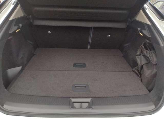 アリア Ｂ６　ｅ－４ＯＲＣＥ　４ＷＤ　コネクトナビ　フルセグＴＶ　全方位カメラ　禁煙車　サンルーフ　寒冷地　スマートキー　全周囲モニター　ＥＴＣ　エマブレ　フルオートエアコン　ＬＥＤヘッド　４ＷＤ（20枚目）