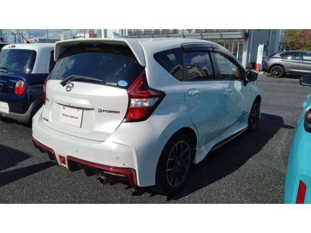 ノート １．２　ｅ－ＰＯＷＥＲ　ＮＩＳＭＯ　純正メモリ－ナビ　アラウンドビュ－モニタ－　ＬＥＤランプ　Ｂカメラ　メモリーナビ付き　レーンアシスト　フルオートエアコン　スマートキープッシュスタート　Ｗエアバッグ　アルミ　キーフリー　ドラレコ　記録簿　サイドカメラ　パワーステアリング　ＡＢＳ（3枚目）