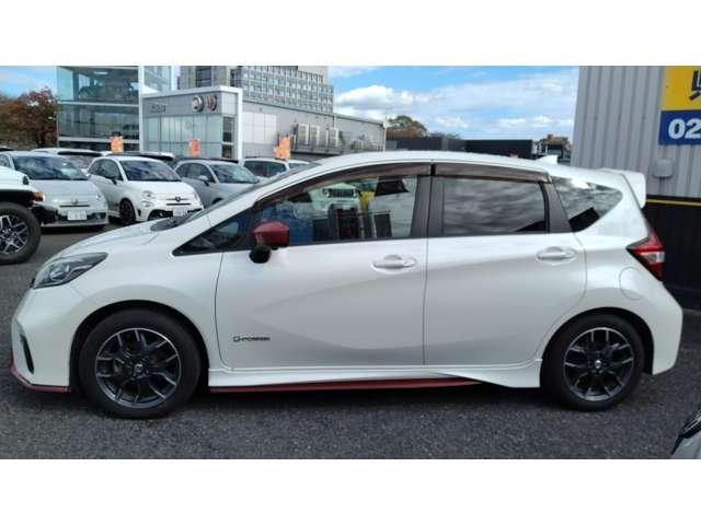 ノート １．２　ｅ－ＰＯＷＥＲ　ＮＩＳＭＯ　純正メモリ－ナビ　アラウンドビュ－モニタ－　ＬＥＤランプ　Ｂカメラ　メモリーナビ付き　レーンアシスト　フルオートエアコン　スマートキープッシュスタート　Ｗエアバッグ　アルミ　キーフリー　ドラレコ　記録簿　サイドカメラ　パワーステアリング　ＡＢＳ（9枚目）