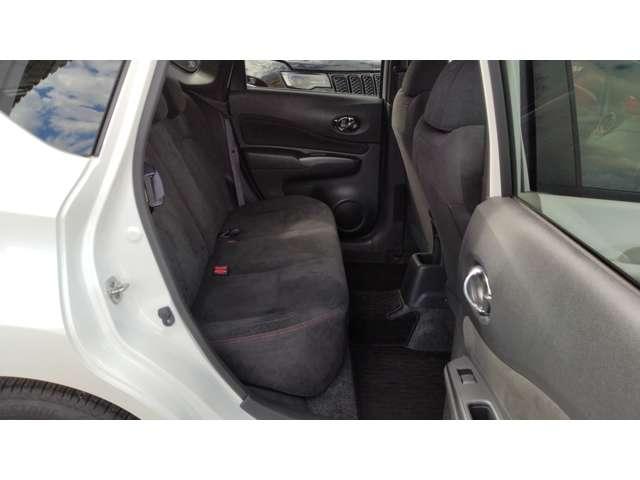 ノート １．２　ｅ－ＰＯＷＥＲ　ＮＩＳＭＯ　純正メモリ－ナビ　アラウンドビュ－モニタ－　ＬＥＤランプ　Ｂカメラ　メモリーナビ付き　レーンアシスト　フルオートエアコン　スマートキープッシュスタート　Ｗエアバッグ　アルミ　キーフリー　ドラレコ　記録簿　サイドカメラ　パワーステアリング　ＡＢＳ（17枚目）