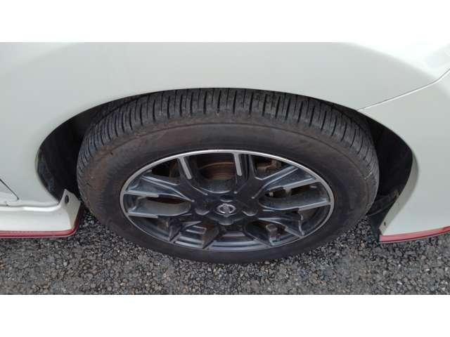 ノート １．２　ｅ－ＰＯＷＥＲ　ＮＩＳＭＯ　純正メモリ－ナビ　アラウンドビュ－モニタ－　ＬＥＤランプ　Ｂカメラ　メモリーナビ付き　レーンアシスト　フルオートエアコン　スマートキープッシュスタート　Ｗエアバッグ　アルミ　キーフリー　ドラレコ　記録簿　サイドカメラ　パワーステアリング　ＡＢＳ（19枚目）