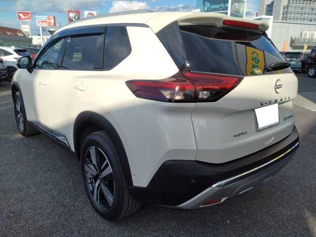 エクストレイル 1.5 G e-4ORCE 4WD 純正コネクトナビ フルセグTV パークアシスト 禁煙 寒冷地仕様 LEDヘッドランプ ナビTV スマートキー レーダークルーズ LKA キーフリー ETC 4WD アルミホイール メモリーナビ 記録簿 ドライブレコーダー PS PW(17枚目)