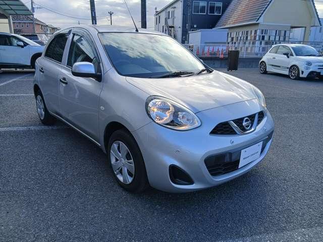 マーチ １．２　Ｓ　エマ－ジェンシ－ブレ－キ装着車　地デジＴＶ　運転席エアバック　メモリーナビ付き　衝突被害軽減ブレーキ　ダブルエアバック　点検記録簿　車線逸脱警告　リモコンキー　禁煙車　バックモニター　ＰＷ　パワステ（10枚目）