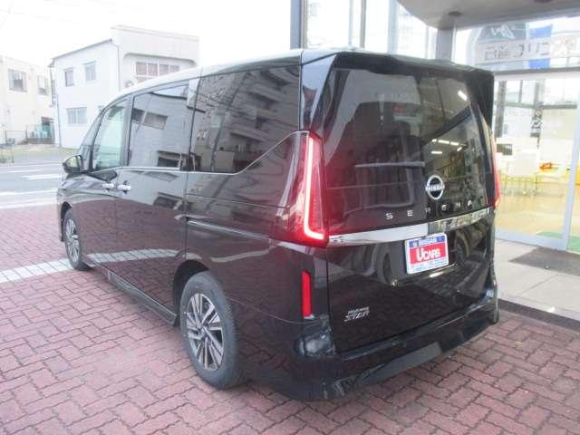 セレナ ２．０　ハイウェイスターＶ　Ｗ電動スライド　レーダークルコン　レーンアシスト　展示試乗車ＵＰ　ＬＥＤランプ　盗難防止システム　ＥＴＣ装備　カーテンエアバッグ　アルミホイール　キーフリー　メモリ－ナビ　ナビＴＶ　記録簿　エアコン（2枚目）