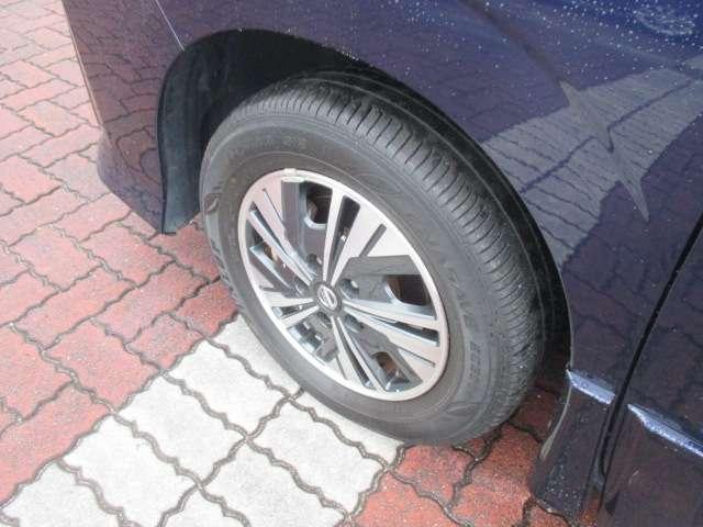 セレナ 1.2 e-POWER ハイウェイスター 両側電動ドア 衝突軽減 レーンキープ クルーズコントロール 盗難防止 LED バックカメラ アルミ スマートキー ETC エアバッグ ドライブレコーダー オートエアコン アイドリングストップ 記録簿(8枚目)