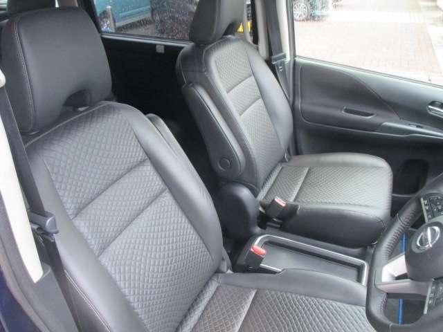 セレナ 1.2 e-POWER ハイウェイスター 両側電動ドア 衝突軽減 レーンキープ クルーズコントロール 盗難防止 LED バックカメラ アルミ スマートキー ETC エアバッグ ドライブレコーダー オートエアコン アイドリングストップ 記録簿(13枚目)