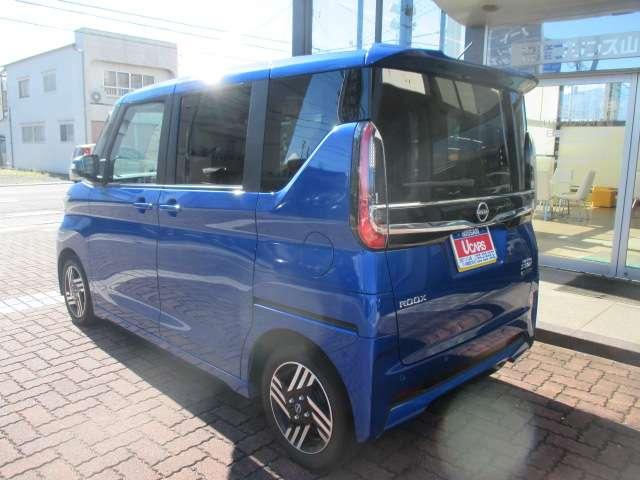 ルークス 660 ハイウェイスターX プロパイロット エディション 左右パワースライドドア アイドリング イモビ パノラマモニター 助手席エアバッグ 衝突軽減ブレーキ PW LEDヘッドライト LDW スマートキー バックカメラ PS AAC アルミホイール キーレス(4枚目)