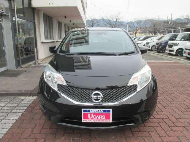 ノート １．２　Ｘ　記録簿付き　スマトキー　セキュリティーアラーム　キーレス　運転席助手席エアバッグ　ナビＴＶ　ワンセグ　バックカメラ　エアコン　パワーウィンドウ　パワーステアリング　ＡＢＳ　メモリーナビ　Ａ－ＳＴＯＰ（2枚目）