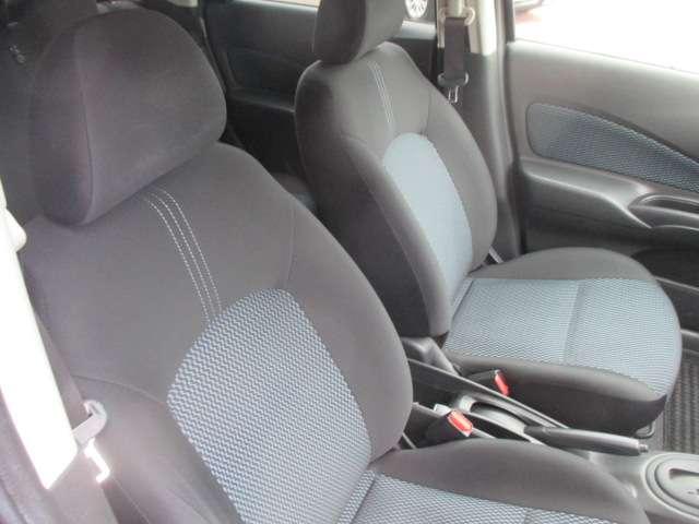 ノート １．２　Ｘ　記録簿付き　スマトキー　セキュリティーアラーム　キーレス　運転席助手席エアバッグ　ナビＴＶ　ワンセグ　バックカメラ　エアコン　パワーウィンドウ　パワーステアリング　ＡＢＳ　メモリーナビ　Ａ－ＳＴＯＰ（10枚目）