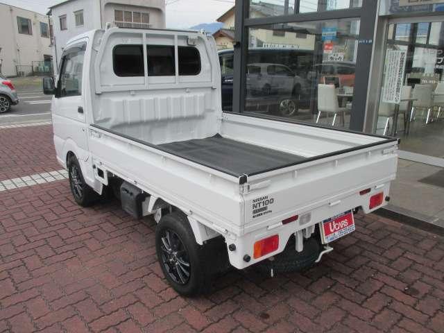 NT100クリッパートラック 660 DX 農繁仕様 4WD 点検記録簿 四駆 パワステ エアコン エアバッグ 助手席エアバック ABS(4枚目)