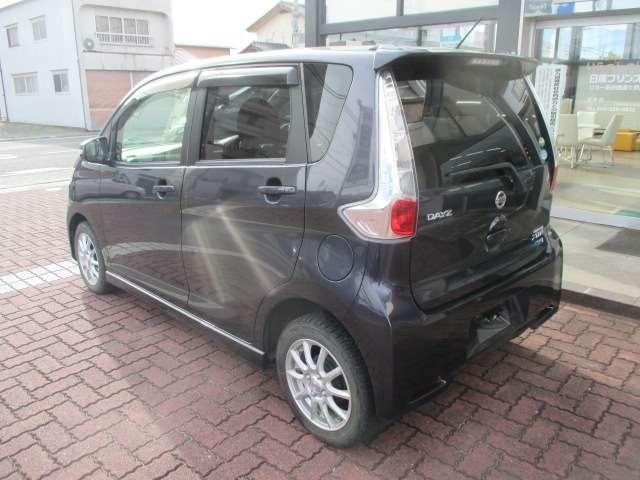 デイズ ６６０　ハイウェイスターＸ　ナビＴＶ付　全席ＰＷ　ＩＳＴＯＰ　ダブルエアバッグ　ＰＳ　スマキー　Ｂカメラ　ＡＡＣ　盗難防止システム　アルミホイール　キーフリーシステム　記録簿　ＡＢＳ　１セグＴＶ　メモリーナビ　エアバック（4枚目）
