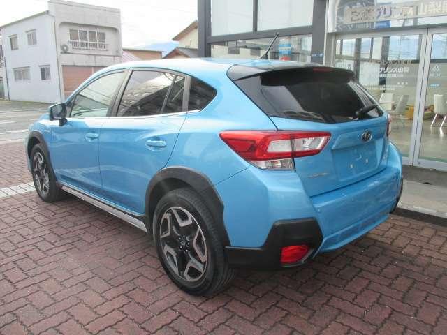 XV 2.0 アドバンス 4WD アイドリングS サイドモニター アルミ フルタイム4WD サイドエアバック クルコン キーレスアクセス 運転席エアバッグ パワーウィンドウ ABS スマキ フルオートエアコン パワーステアリング(4枚目)