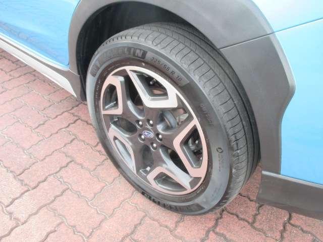 XV 2.0 アドバンス 4WD アイドリングS サイドモニター アルミ フルタイム4WD サイドエアバック クルコン キーレスアクセス 運転席エアバッグ パワーウィンドウ ABS スマキ フルオートエアコン パワーステアリング(7枚目)