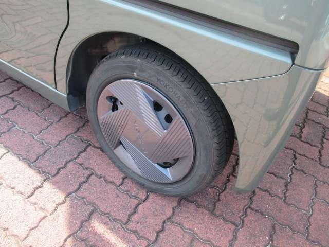 ルークス ６６０　Ｘ　アラモニ　前後衝突軽減ブレーキ　車線逸脱防止　スマートキー　定期点検記録簿　キーフリー　ｉ－ｓｔｏｐ　フルオートエアコン　パワーウインドウ　バックカメラ　盗難防止　カーテンエアバッグ　Ｗエアバック（7枚目）