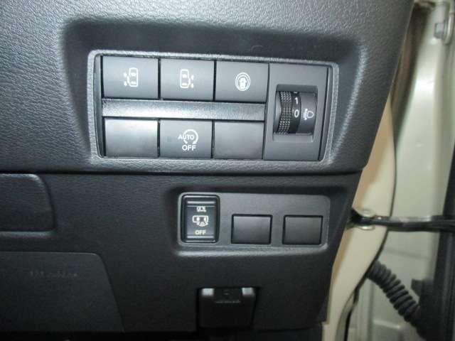 ルークス 660 ハイウェイスターX アイスト 衝突被害軽減ブレ-キ マルチビューカメラ 車線逸脱警報装置 LED スマートキー パワーウィンドウ カーテンエアバック ドライブレコーダー ナビTV バックカメラ 記録簿 パワステ キーフリ(9枚目)