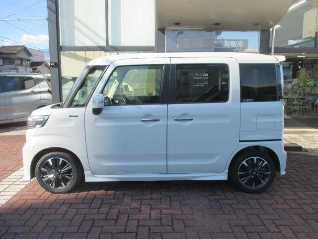 スペーシアカスタム ６６０　カスタム　ハイブリッド　ＸＳ　アラウンドモニター　両側パワ－スライドドア　Ｂカメ　車線逸脱　スマキー　クルーズコントロール　キーレスエントリー　アイドルストップ　ＬＥＤヘッドライト　ナビＴＶ　ドライブレコーダー　オートエアコン（3枚目）