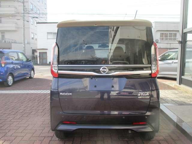 ルークス ６６０　ハイウェイスターＸ　アイスト　衝突被害軽減ブレ－キ　マルチビューカメラ　車線逸脱警報装置　ＬＥＤ　スマートキー　パワーウィンドウ　カーテンエアバック　ドライブレコーダー　ナビＴＶ　バックカメラ　記録簿　パワステ　キーフリ（5枚目）