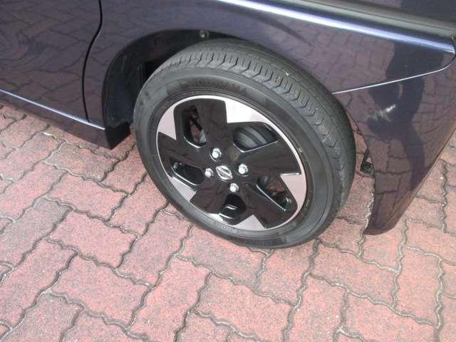 ルークス ６６０　ハイウェイスターＸ　アイスト　衝突被害軽減ブレ－キ　マルチビューカメラ　車線逸脱警報装置　ＬＥＤ　スマートキー　パワーウィンドウ　カーテンエアバック　ドライブレコーダー　ナビＴＶ　バックカメラ　記録簿　パワステ　キーフリ（7枚目）