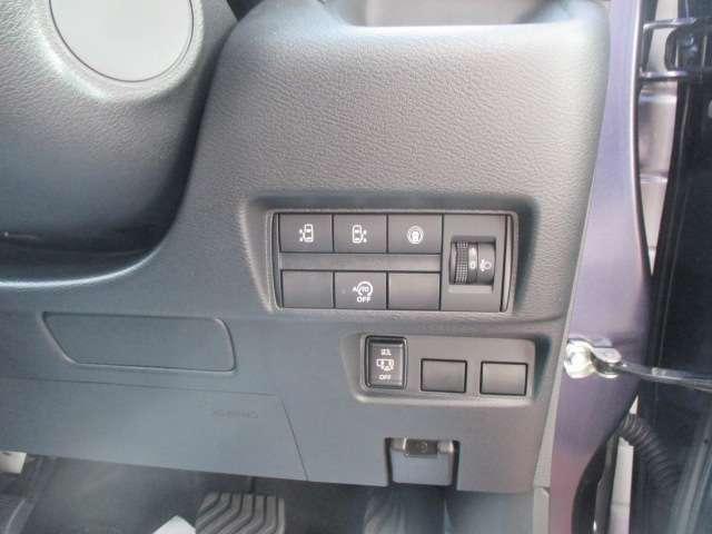 ルークス ６６０　ハイウェイスターＸ　アイスト　衝突被害軽減ブレ－キ　マルチビューカメラ　車線逸脱警報装置　ＬＥＤ　スマートキー　パワーウィンドウ　カーテンエアバック　ドライブレコーダー　ナビＴＶ　バックカメラ　記録簿　パワステ　キーフリ（10枚目）