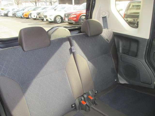 ルークス ６６０　ハイウェイスターＸ　アイスト　衝突被害軽減ブレ－キ　マルチビューカメラ　車線逸脱警報装置　ＬＥＤ　スマートキー　パワーウィンドウ　カーテンエアバック　ドライブレコーダー　ナビＴＶ　バックカメラ　記録簿　パワステ　キーフリ（14枚目）