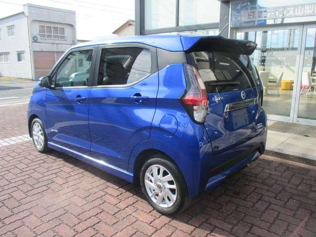 デイズ ６６０　ハイウェイスターＸ　ブレーキサポート　全周囲カメラ　ＬＥＤ　イモビライザー　インテリジェントキー　レーンキープ　バックカメラ　アイドリングストップ　オートエアコン　デュアルエアバッグ　記録簿　アルミホイール　キーレス（4枚目）