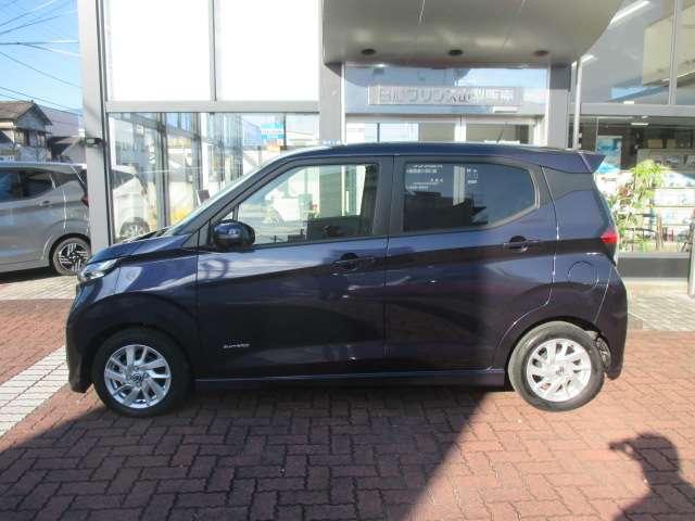 デイズ 660 ハイウェイスターX ブレーキサポート 全周囲カメラ LED イモビライザー インテリジェントキー レーンキープ バックカメラ アイドリングストップ オートエアコン デュアルエアバッグ 記録簿 アルミホイール キーレス(3枚目)