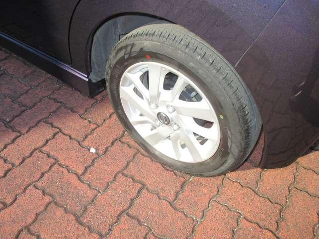 デイズ 660 ハイウェイスターX ブレーキサポート 全周囲カメラ LED イモビライザー インテリジェントキー レーンキープ バックカメラ アイドリングストップ オートエアコン デュアルエアバッグ 記録簿 アルミホイール キーレス(7枚目)