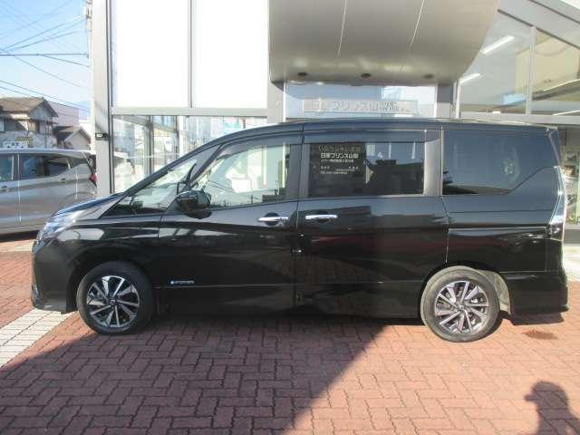 セレナ 1.2 e-POWER ハイウェイスター V 360°カメラ エマジェンシーブレーキ 1オナ スマキー バックカメラ LED レーンアシスト 点検記録簿付 ETC Aストップ イモビ フルオートエアコン アルミホイール エアバック メモリーナビ(3枚目)