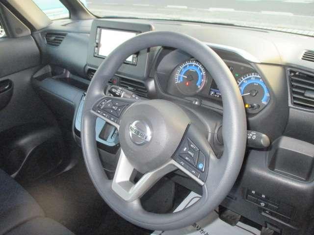 ルークス 660 ハイウェイスターX プロパイロット エディション 左右パワースライドドア アイドリング イモビ パノラマモニター 助手席エアバッグ 衝突軽減ブレーキ PW ナビ&TV 1セグ LEDヘッドライト LDW スマートキー ドライブレコーダー バックカメラ(9枚目)