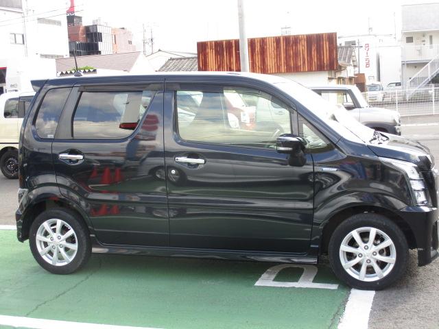 ワゴンRスティングレー スティングレー HYBRID X 2型 7型ナビ+リヤカメラ CVT、7インチナビゲーション+リヤカメラ、前後自動衝突軽減ブレーキ、アイドリングストップ、スマートキー、ハンドルオーディオスイッチ、オートエアコン、オートライト、運転席シートヒーター、(4枚目)