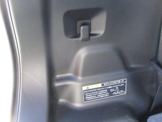 ワゴンRスティングレー スティングレー HYBRID X 2型 7型ナビ+リヤカメラ CVT、7インチナビゲーション+リヤカメラ、前後自動衝突軽減ブレーキ、アイドリングストップ、スマートキー、ハンドルオーディオスイッチ、オートエアコン、オートライト、運転席シートヒーター、(50枚目)