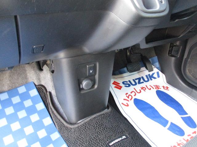 ワゴンRスティングレー スティングレー HYBRID X 2型 7型ナビ+リヤカメラ CVT、7インチナビゲーション+リヤカメラ、前後自動衝突軽減ブレーキ、アイドリングストップ、スマートキー、ハンドルオーディオスイッチ、オートエアコン、オートライト、運転席シートヒーター、(56枚目)