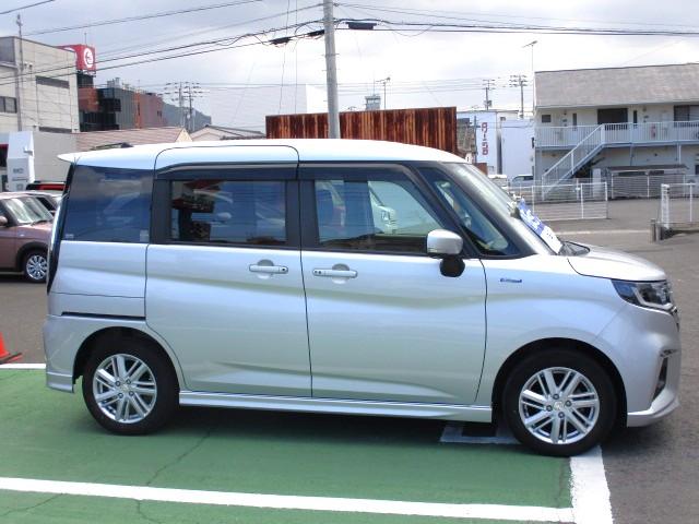 ソリオ HYBRID MZ 8インチナビゲーション+バックカメラ CVT、8インチナビゲーション+バックカメラ、前後自動衝突軽減ブレーキ、アイドリングストップ、スマートキー、アダクティブクルーズコントロール、ヘッドアップディスプレイ、前両席シートヒーター、(4枚目)