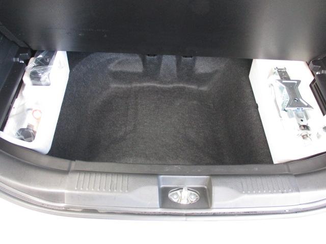 ソリオ HYBRID MZ 8インチナビゲーション+バックカメラ CVT、8インチナビゲーション+バックカメラ、前後自動衝突軽減ブレーキ、アイドリングストップ、スマートキー、アダクティブクルーズコントロール、ヘッドアップディスプレイ、前両席シートヒーター、(18枚目)