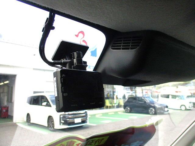 ソリオ HYBRID MZ 8インチナビゲーション+バックカメラ CVT、8インチナビゲーション+バックカメラ、前後自動衝突軽減ブレーキ、アイドリングストップ、スマートキー、アダクティブクルーズコントロール、ヘッドアップディスプレイ、前両席シートヒーター、(64枚目)