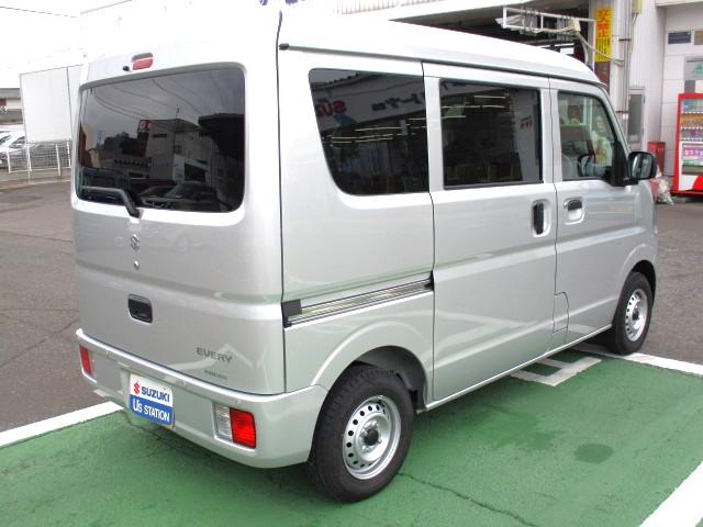 エブリイ PAリミテッド 6型 AM/FMラジオ 前後衝突軽減ブレーキ CVT、AM/FMラジオ、前後自動衝突軽減ブレーキ、キーレスエントリー、アイドリングストップ、エアコン、パワーステアリング、前席パワーウィンドウ、フラット荷室、オートライト、(8枚目)