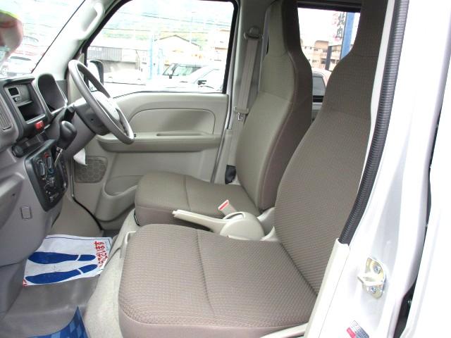 エブリイ PAリミテッド 6型 AM/FMラジオ 前後衝突軽減ブレーキ CVT、AM/FMラジオ、前後自動衝突軽減ブレーキ、キーレスエントリー、アイドリングストップ、エアコン、パワーステアリング、前席パワーウィンドウ、フラット荷室、オートライト、(13枚目)