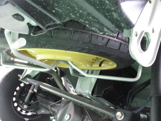 エブリイ PAリミテッド 6型 AM/FMラジオ 前後衝突軽減ブレーキ CVT、AM/FMラジオ、前後自動衝突軽減ブレーキ、キーレスエントリー、アイドリングストップ、エアコン、パワーステアリング、前席パワーウィンドウ、フラット荷室、オートライト、(29枚目)