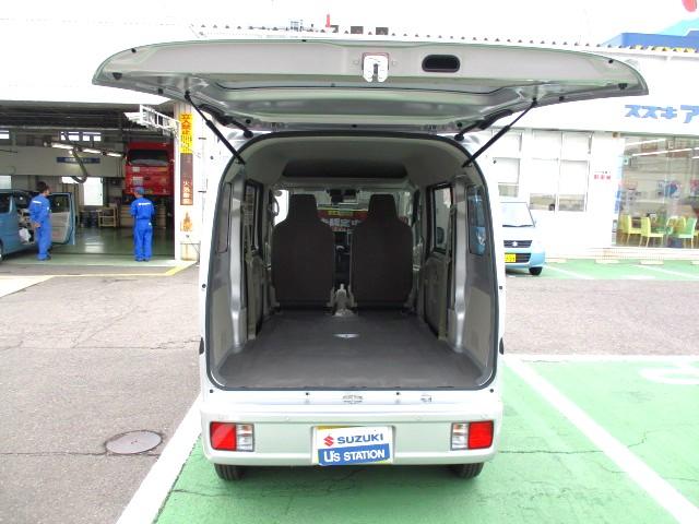 エブリイ PAリミテッド 6型 AM/FMラジオ 前後衝突軽減ブレーキ CVT、AM/FMラジオ、前後自動衝突軽減ブレーキ、キーレスエントリー、アイドリングストップ、エアコン、パワーステアリング、前席パワーウィンドウ、フラット荷室、オートライト、(45枚目)