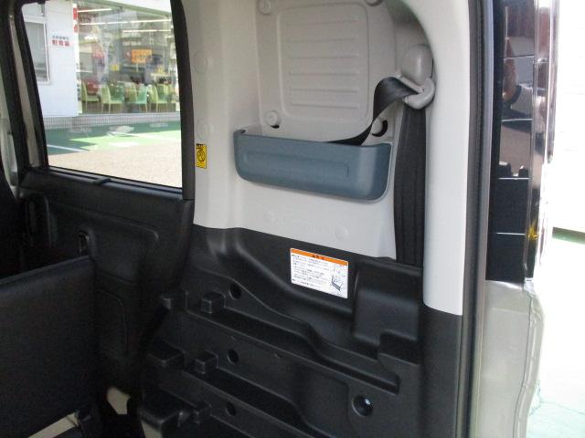 スペーシアベース GF 2型 オーディオレス 前後自動衝突軽減ブレーキ、 CVT、オーディオレス、前後自動衝突軽減ブレーキ、アイドリングストップ、運転席シートヒーター、スマートキー、プッシュボタンスタートスイッチ、オートエアコン、オートライト、後席両側スライドドア、(47枚目)