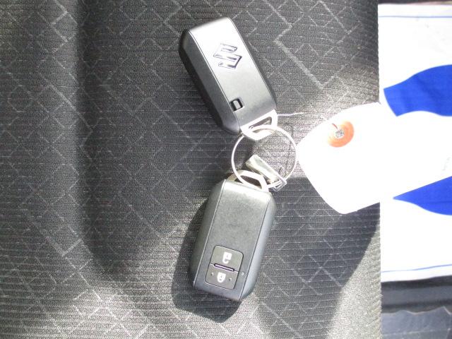 ワゴンＲ ＦＸ　４型　ＣＤプレイヤーラジオ　前後自動衝突軽減ブレーキ　ＣＶＴ、ＣＤプレイヤーＡＭ／ＦＭラジオ、前後自動衝突軽減ブレーキ、スマートキー、プッシュボタンスタートスイッチ、運転席シートヒーター、オートエアコン、オートライト、（35枚目）