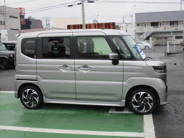 スペーシアカスタム カスタム　ＨＹＢＲＩＤ　ＸＳ　フルタイム４ＷＤ　ナビ＋カメラ　フルタイム４ＷＤ、ＣＶＴ、９インチナビゲーション＋全方位カメラ、前後自動衝突軽減ブレーキ、アダクティブクルーズコントロール、ハンドルオーディオスイッチ、後席両側電動スライドドア、前席両側シートヒーター（4枚目）