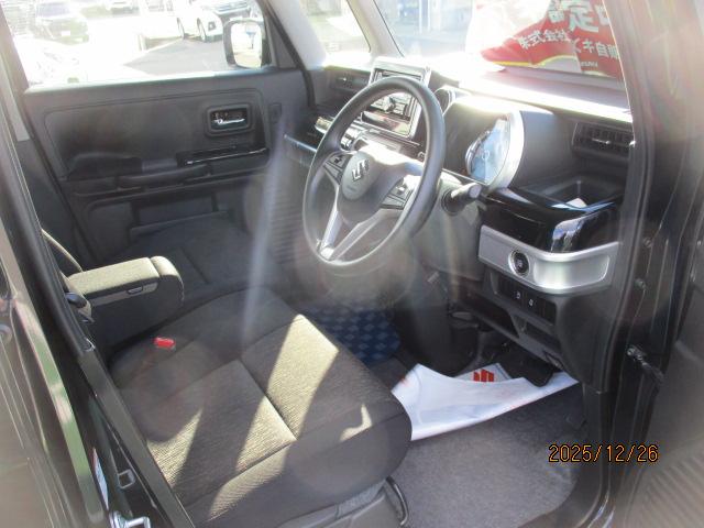 スペーシアカスタム カスタム　ＨＹＢＲＩＤ　ＧＳ　２型　車検受け渡し　前後軽減Ｂ　ＣＶＴ、ＣＤプレイヤーＡＭ／ＦＭラジオ、前後自動衝突軽減ブレーキ、アイドリングストップ、ハンドルオーディオスイッチ、アダクティブクルーズコントロール、運転席シートヒーター、リヤ左側電動スライドドア（29枚目）