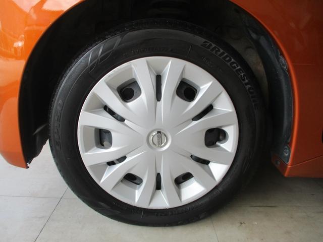 純正１４インチフルホイールカバー。タイヤサイズは１５５／６５Ｒ１４です。【ＡＬＬ４１２２－４】