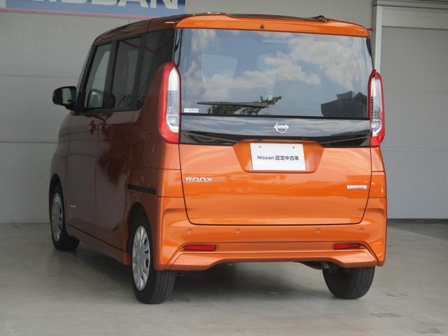 後部座席とリアガラスは、強い日差しもやわらげてくれる、プライバシーガラス採用！