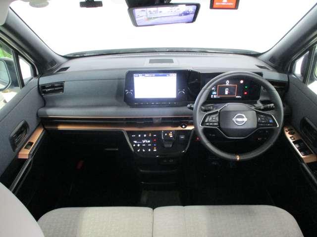 思わず見惚れる上質に心ときめく、大人のプレムアム空間。カッパー加飾が大人の雰囲気を醸しています。