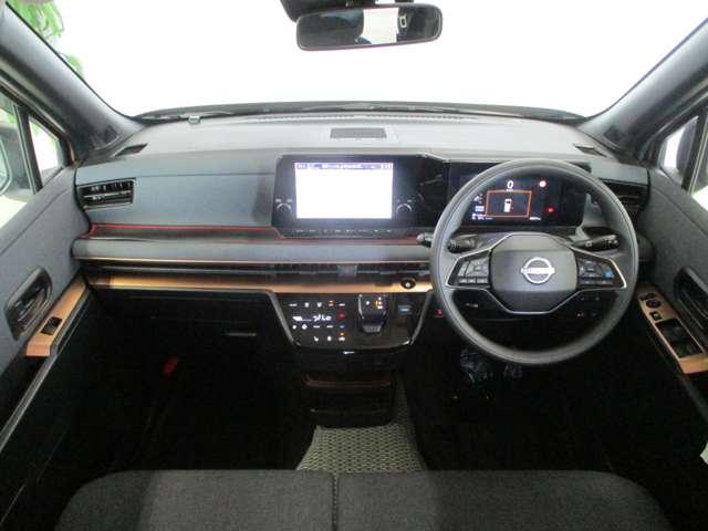 思わず見惚れる上質に心ときめく、大人のプレムアム空間。カッパー加飾が大人の雰囲気を醸しています。