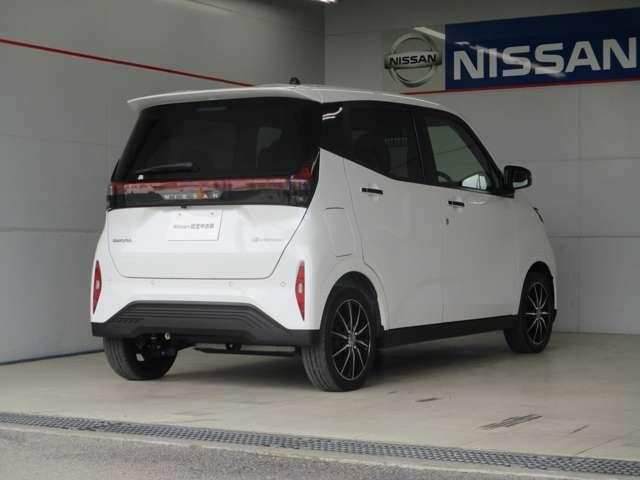 サクラ Ｘ　エマージェンシーブレーキ　レーンキープ　純（5枚目）