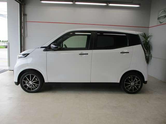 サクラ Ｘ　エマージェンシーブレーキ　レーンキープ　純（9枚目）