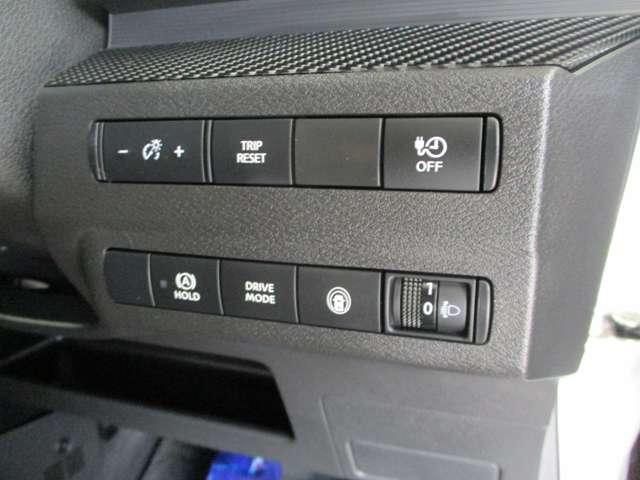 サクラ Ｘ　エマージェンシーブレーキ　レーンキープ　純（16枚目）